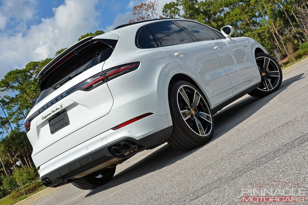 2021 Porsche Cayenne - Image 12 of 31