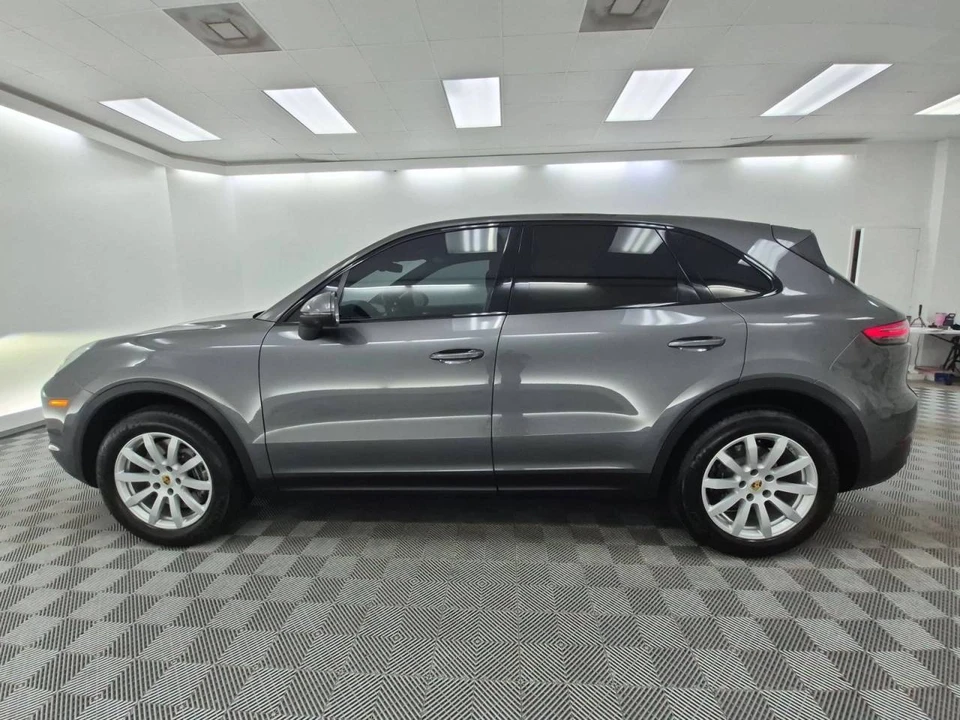 2021 Porsche 9Y0/9Y3 Cayenne - Image 2 of 5