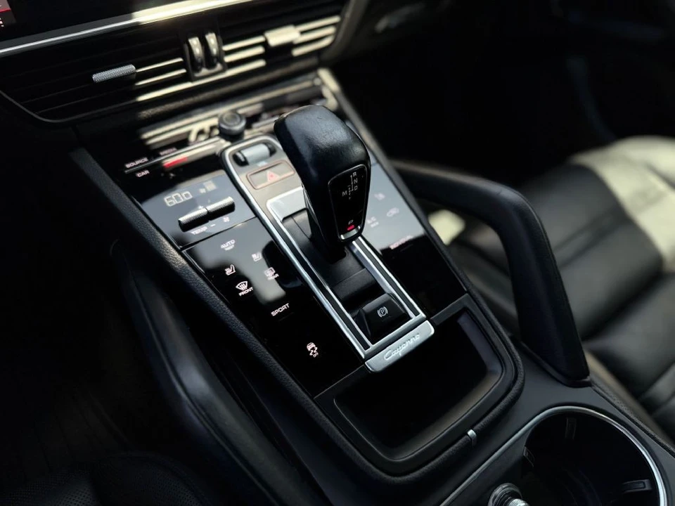 2021 Porsche 9Y0/9Y3 Cayenne - Image 16 of 19
