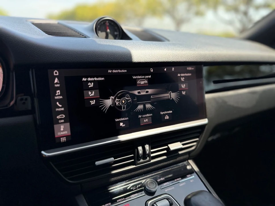 2021 Porsche 9Y0/9Y3 Cayenne - Image 17 of 19