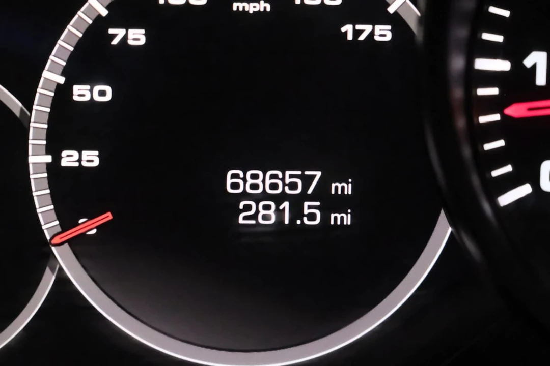 2021 Porsche 9Y0/9Y3 Cayenne - Image 25 of 31