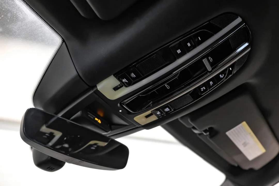 2021 Porsche 9Y0/9Y3 Cayenne - Image 31 of 31