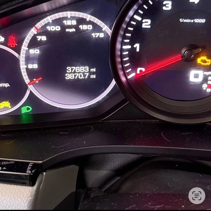 2021 Porsche 9Y0/9Y3 Cayenne - Image 4 of 5