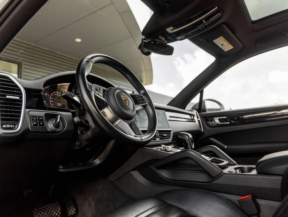 2021 Porsche 9Y0/9Y3 Cayenne - Image 4 of 5