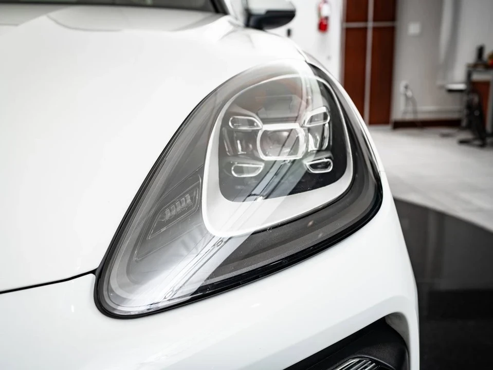 2021 Porsche 9Y0/9Y3 Cayenne - Image 15 of 21