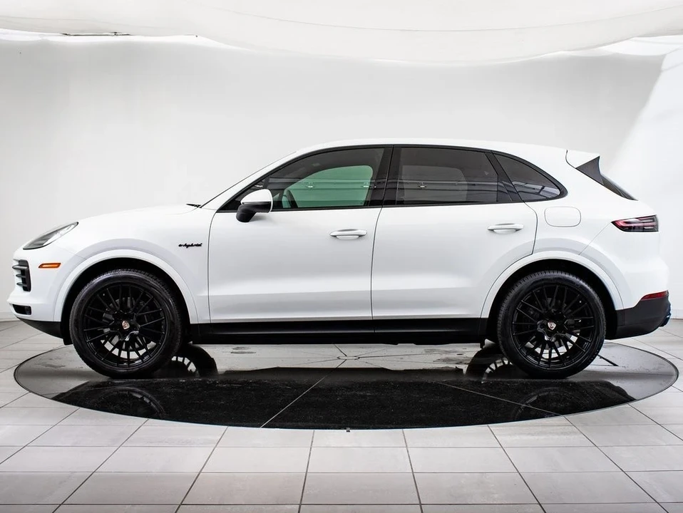2021 Porsche 9Y0/9Y3 Cayenne - Image 2 of 21