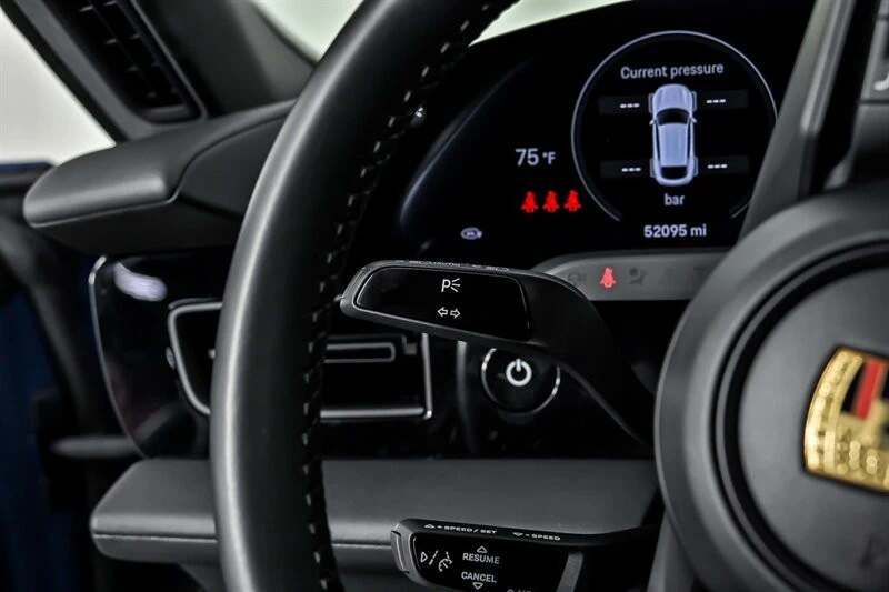 2021 Porsche Cayman - Image 25 of 31