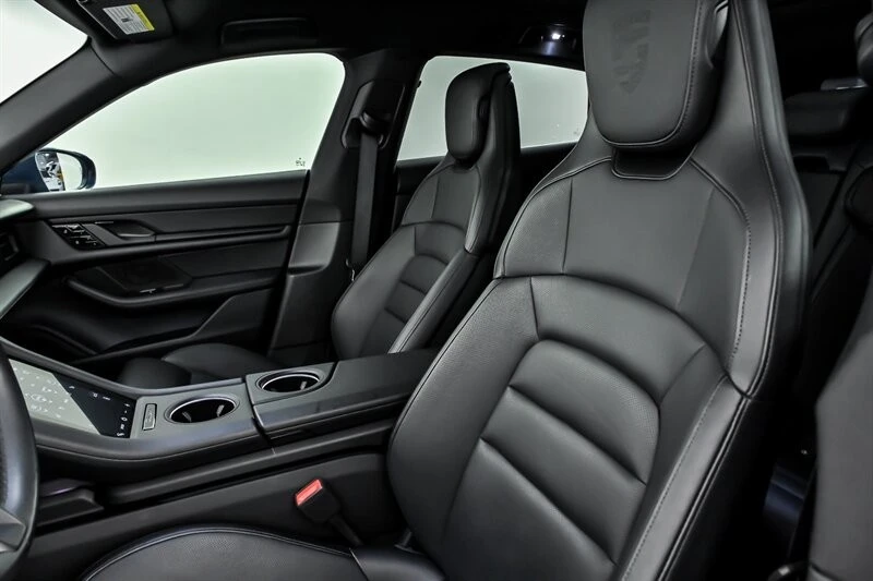 2021 Porsche Cayman - Image 17 of 31