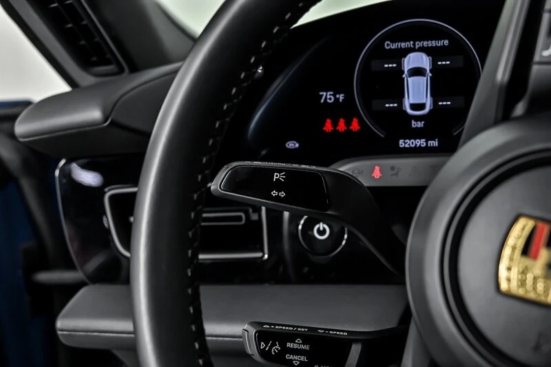 2021 Porsche Cayman - Image 24 of 31