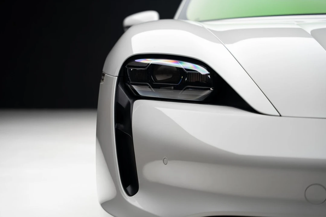 2021 Porsche 718 Cayman - Image 9 of 31