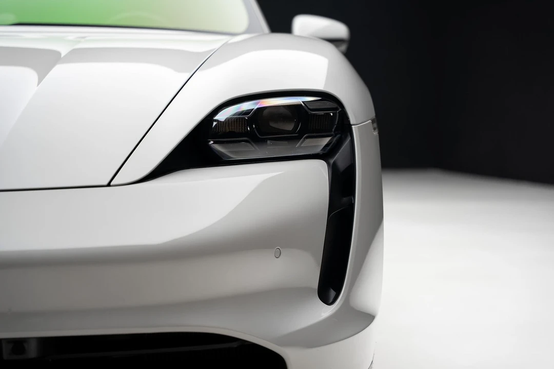 2021 Porsche 718 Cayman - Image 10 of 31
