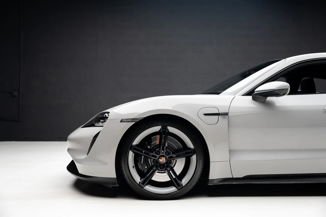 2021 Porsche 718 Cayman - Image 18 of 31