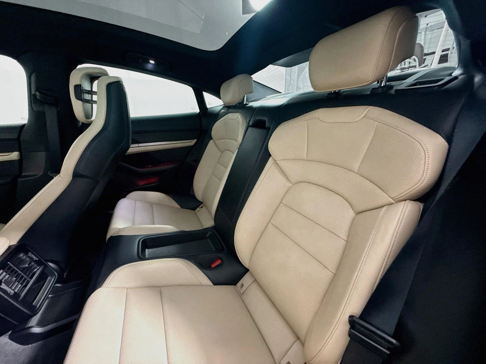 2021 Porsche 718 Cayman - Image 11 of 14