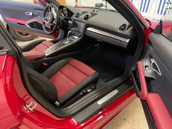 2021 Porsche 718 Cayman - Image 2 of 10