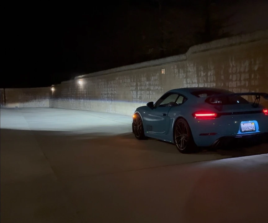 2021 Porsche 718 Cayman GT4 - Image 8 of 20