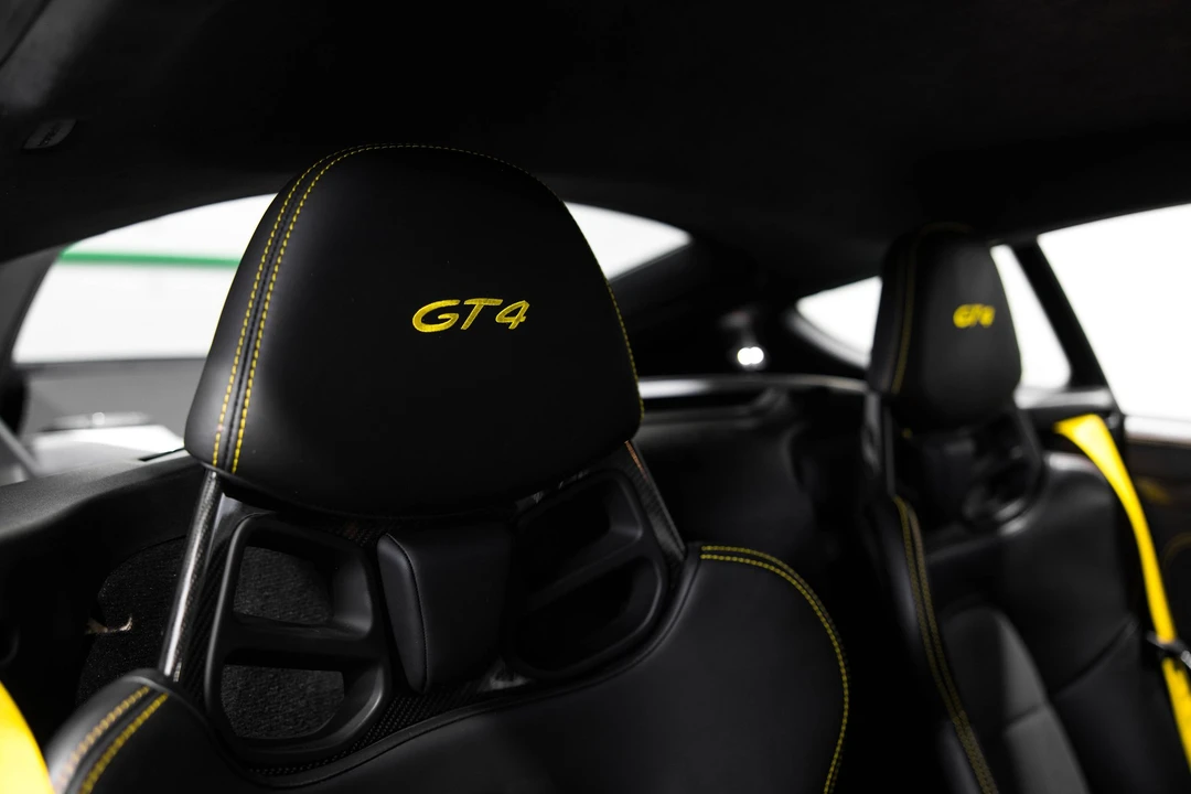 2021 Porsche 718 Cayman GT4 - Image 13 of 18