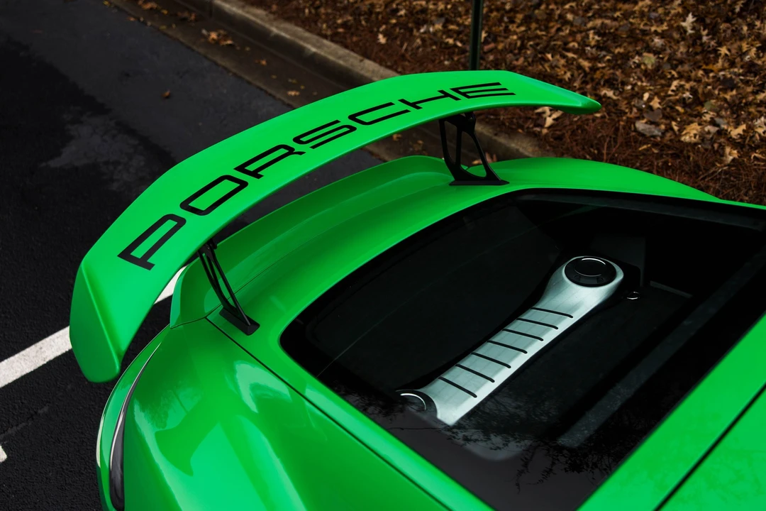 2021 Porsche 718 Cayman GT4 - Image 9 of 18