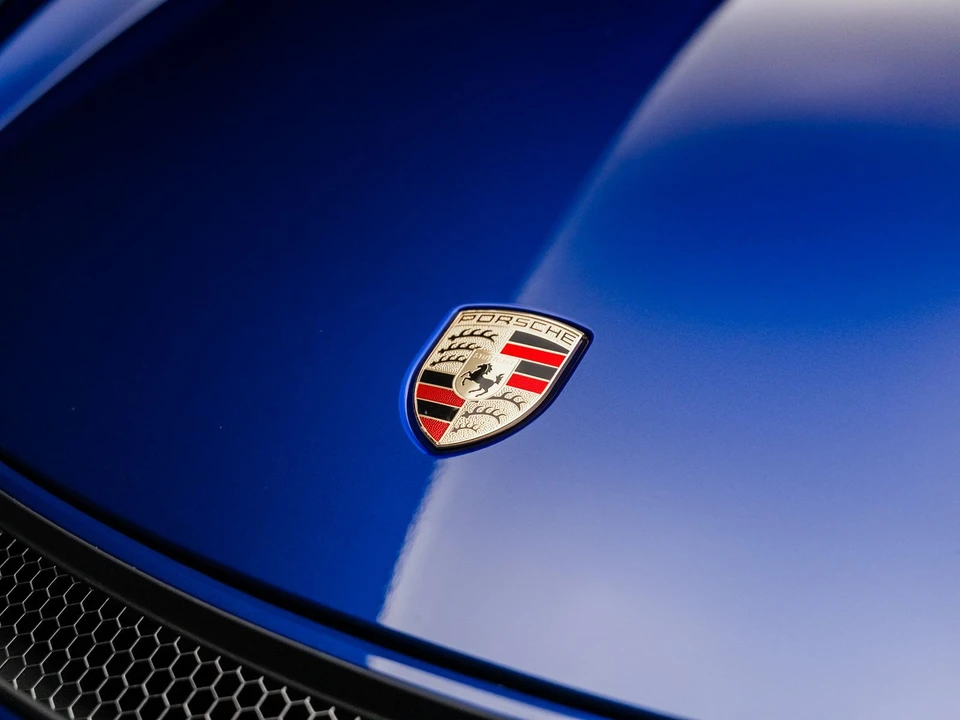2021 Porsche 718 Cayman GT4 - Image 21 of 31