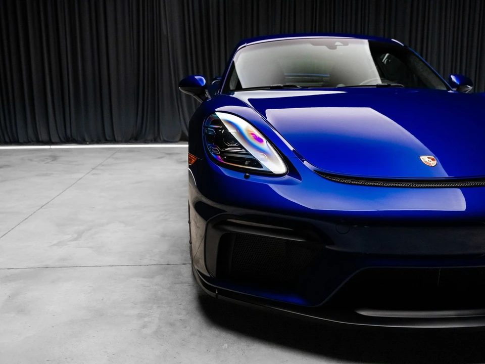 2021 Porsche 718 Cayman GT4 - Image 16 of 31