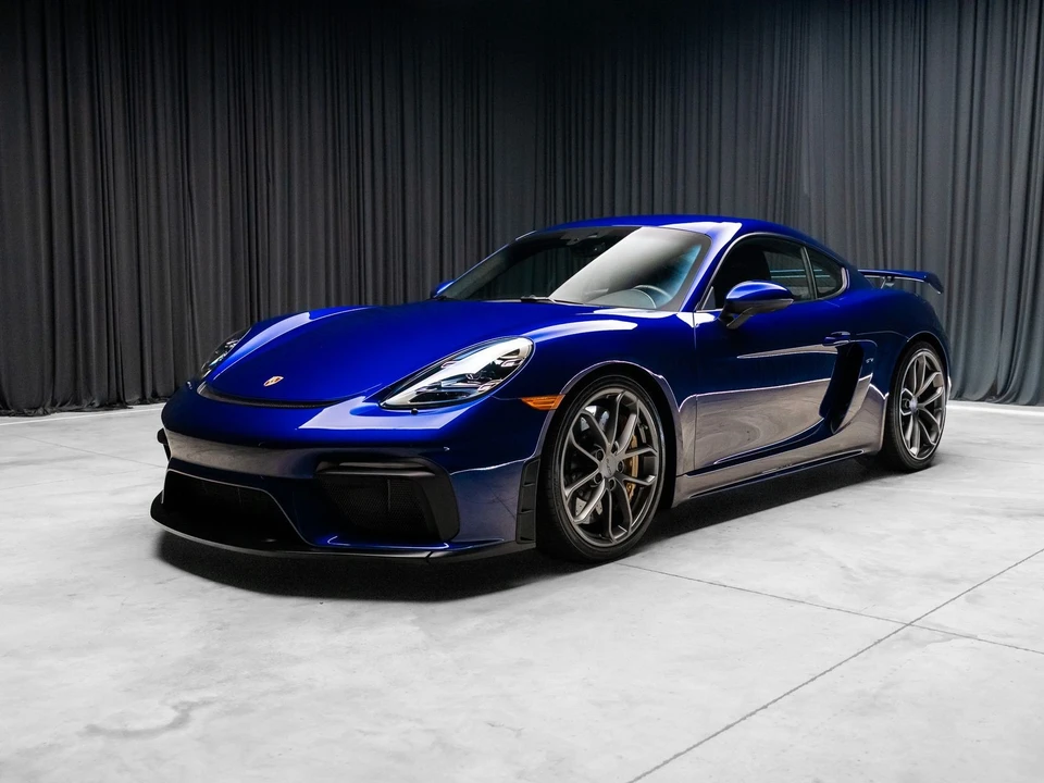 2021 Porsche 718 Cayman GT4 - Image 20 of 31