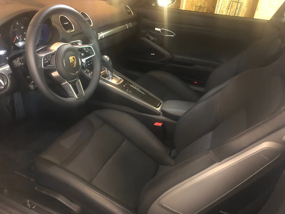 2021 Porsche 718 Cayman - Image 8 of 10