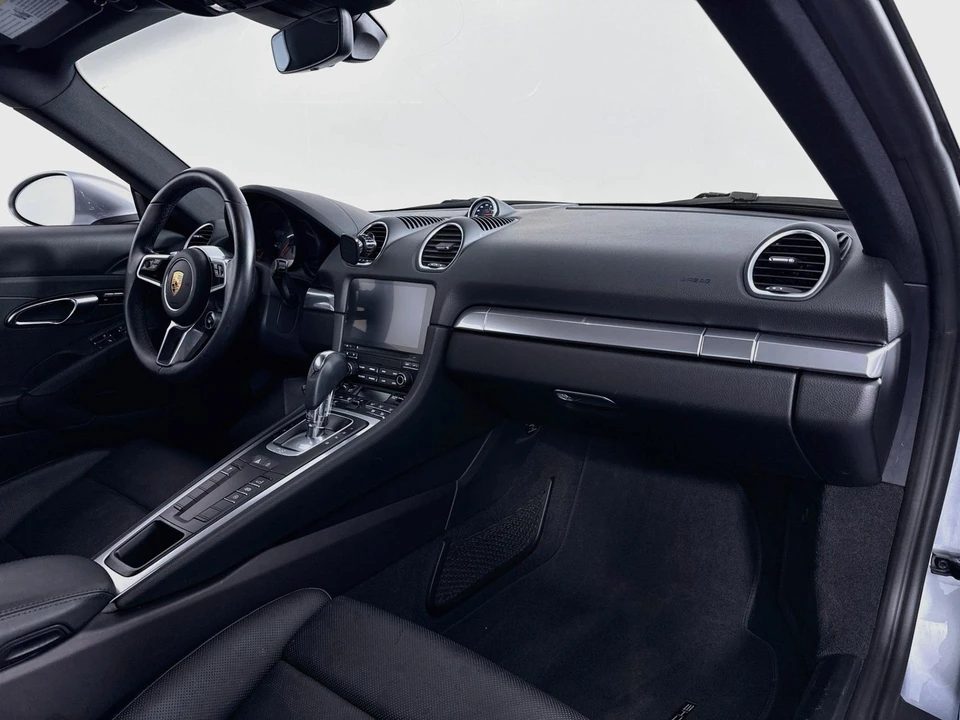 2021 Porsche 718 Cayman S - Image 28 of 31