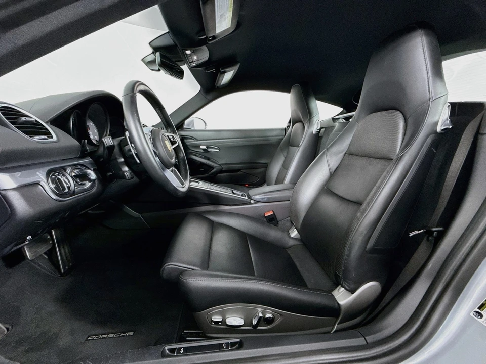 2021 Porsche 718 Cayman S - Image 11 of 31