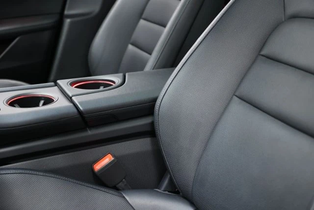 2021 Porsche 718 Cayman - Image 19 of 31