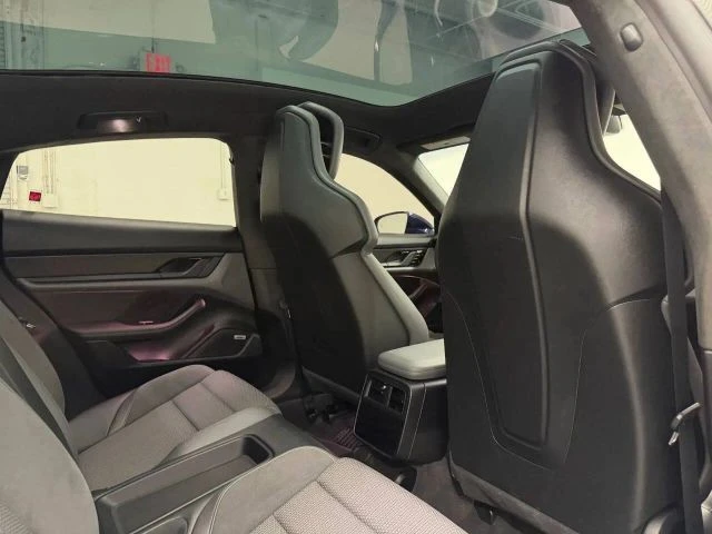 2021 Porsche Cayman - Image 15 of 31