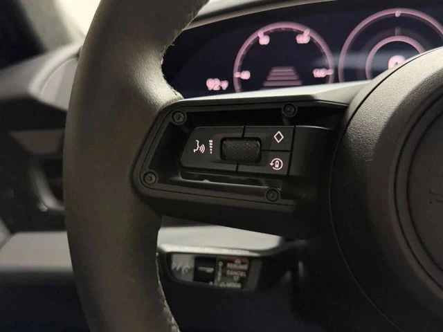 2021 Porsche Cayman - Image 24 of 31