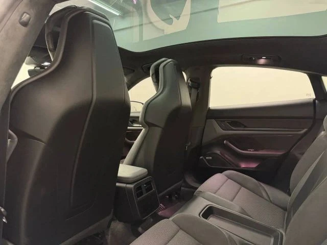 2021 Porsche Cayman - Image 14 of 31