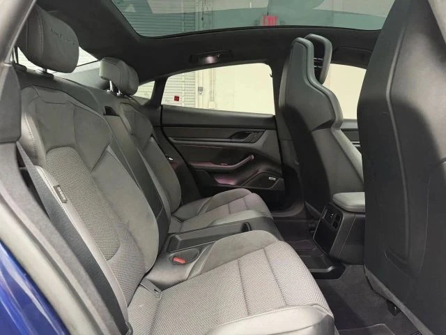 2021 Porsche Cayman - Image 16 of 31
