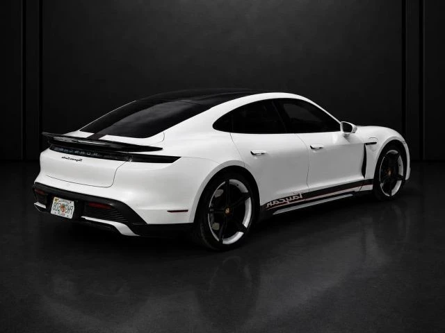 2021 Porsche 718 Cayman - Image 3 of 17
