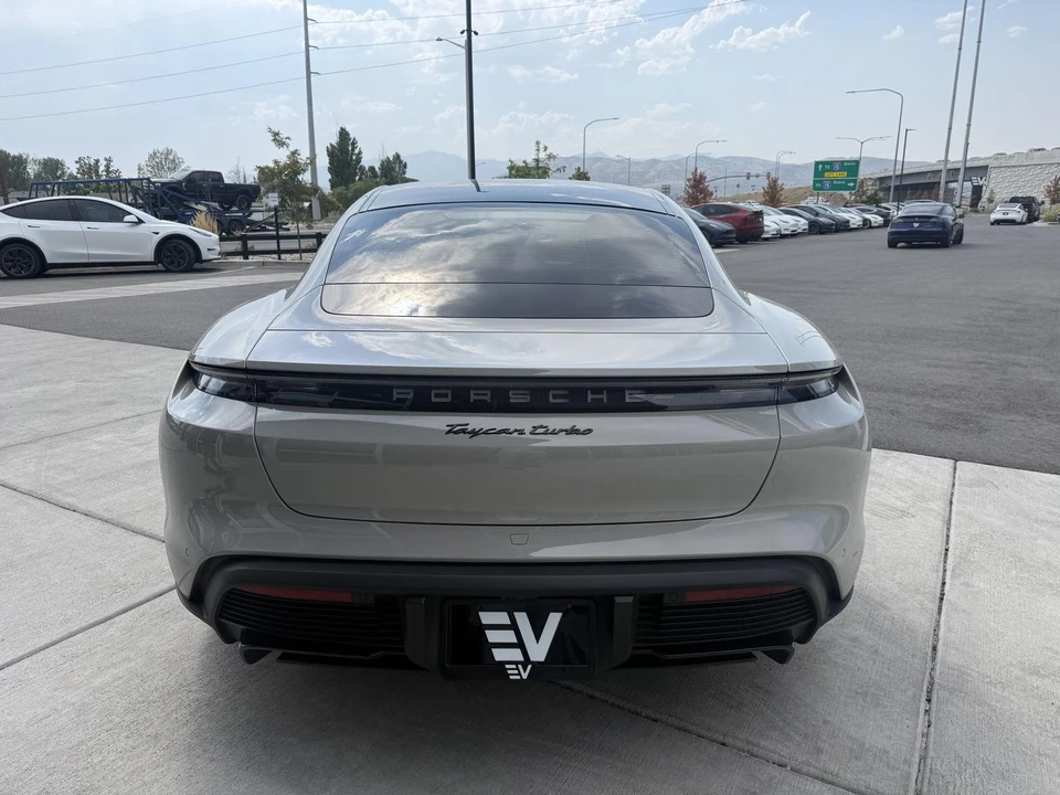 2021 Porsche 718 Cayman - Image 7 of 26