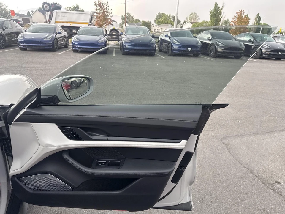 2021 Porsche 718 Cayman - Image 23 of 26