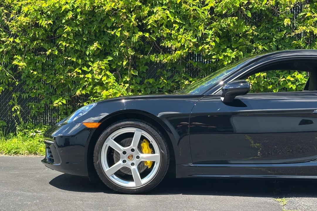 2021 Porsche 718 Cayman - Image 3 of 31