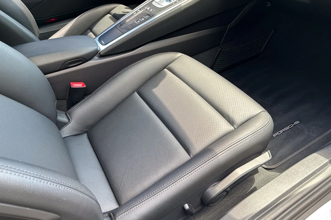 2021 Porsche 718 Cayman - Image 31 of 31