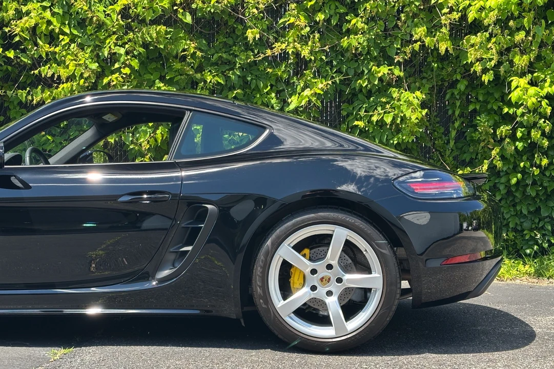 2021 Porsche 718 Cayman - Image 4 of 31
