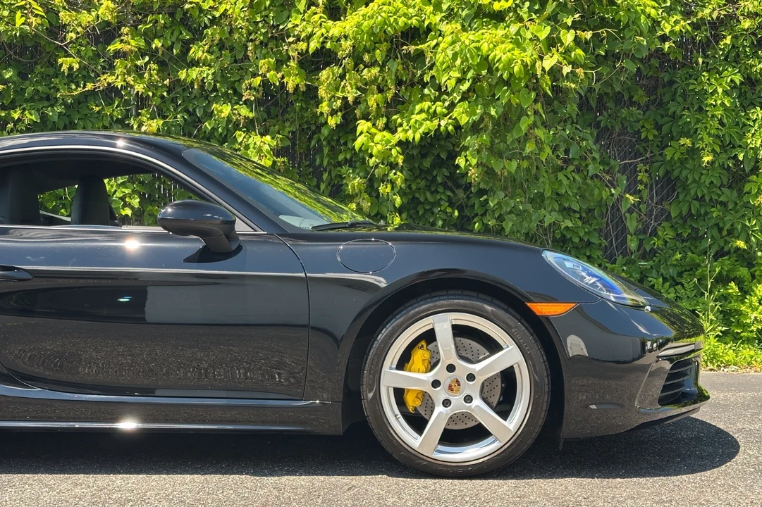 2021 Porsche 718 Cayman - Image 11 of 31