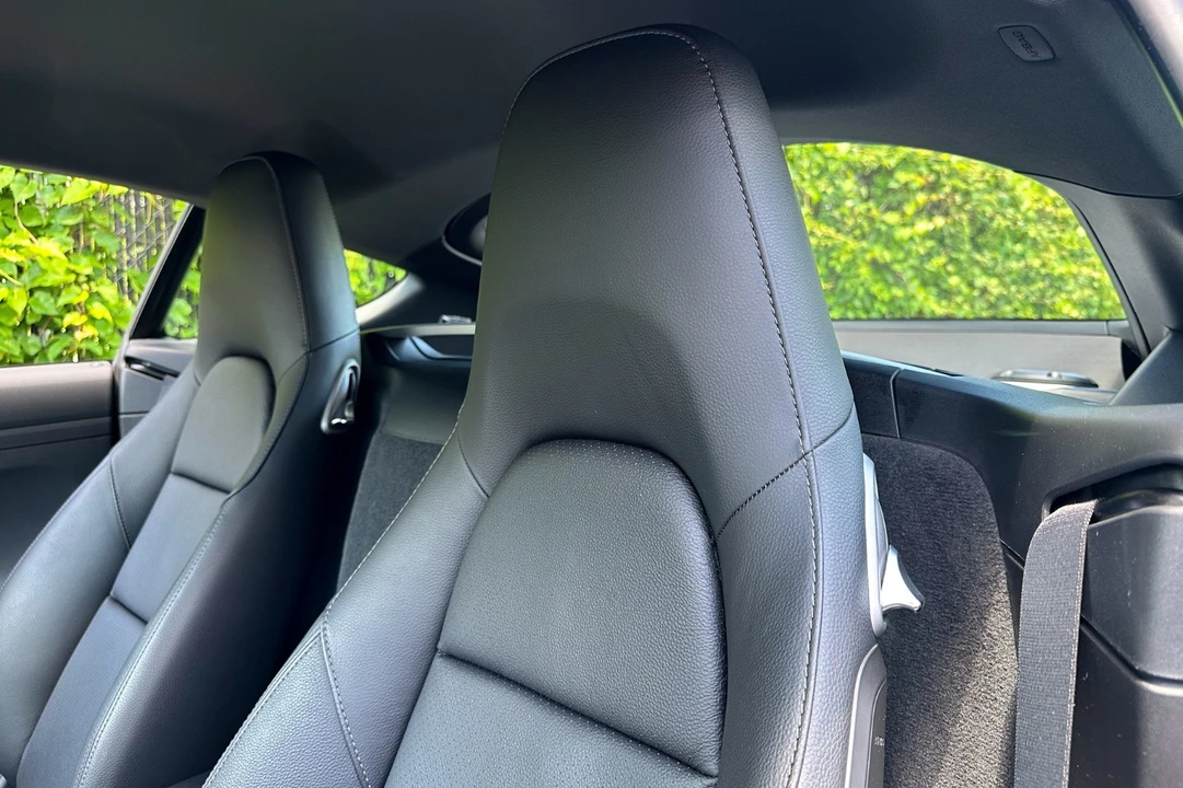 2021 Porsche 718 Cayman - Image 19 of 31