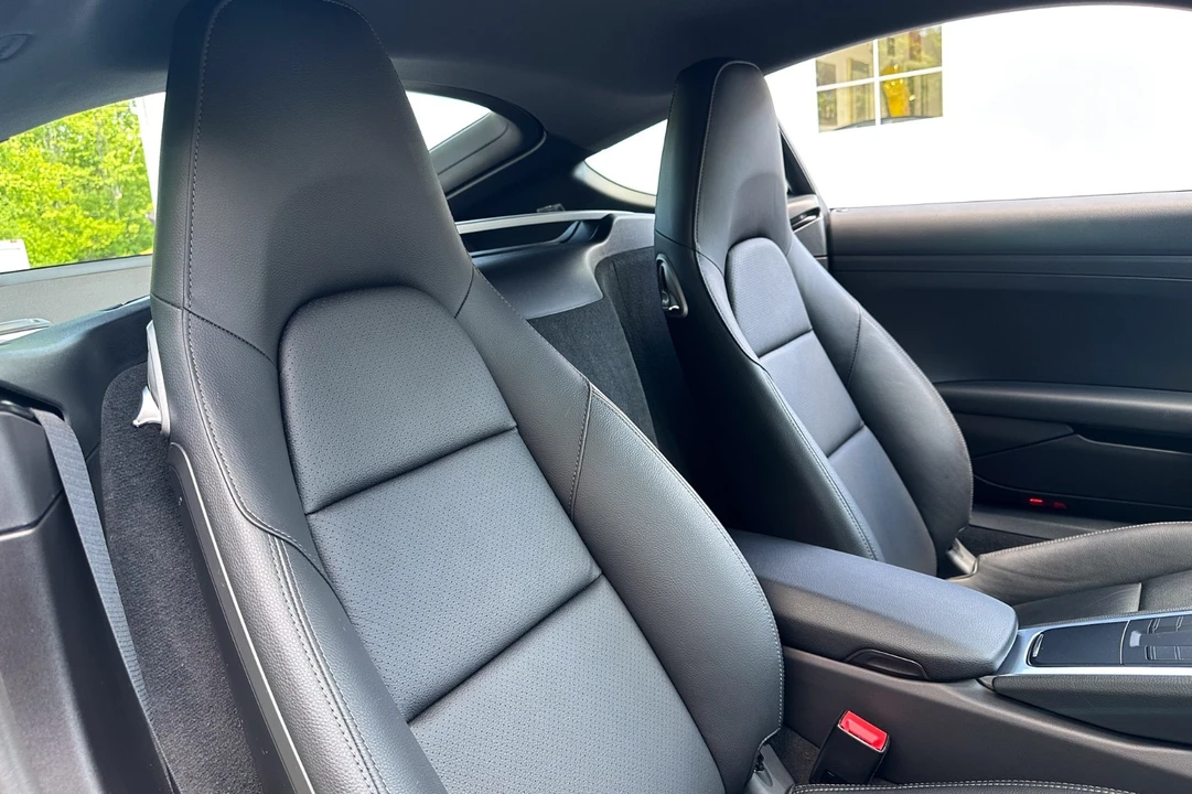 2021 Porsche 718 Cayman - Image 29 of 31