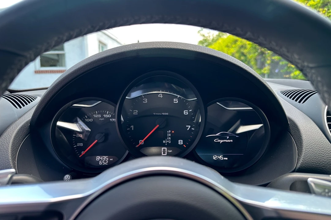 2021 Porsche 718 Cayman - Image 22 of 31