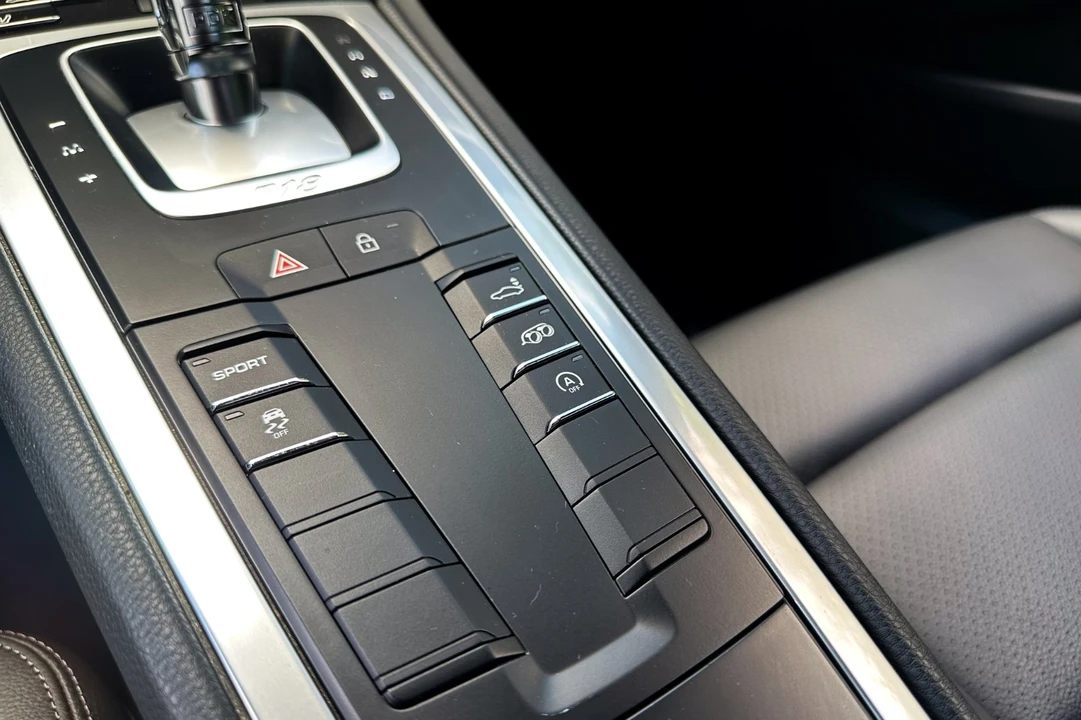 2021 Porsche 718 Cayman - Image 25 of 31