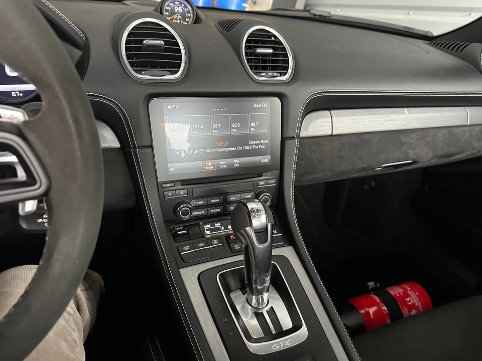 2021 Porsche 718 Cayman GT4 - Image 12 of 16