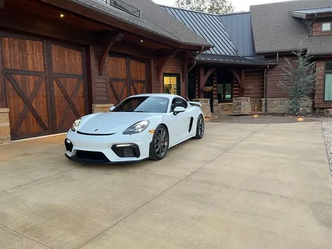 2021 Porsche 718 Cayman GT4 - Image 3 of 24