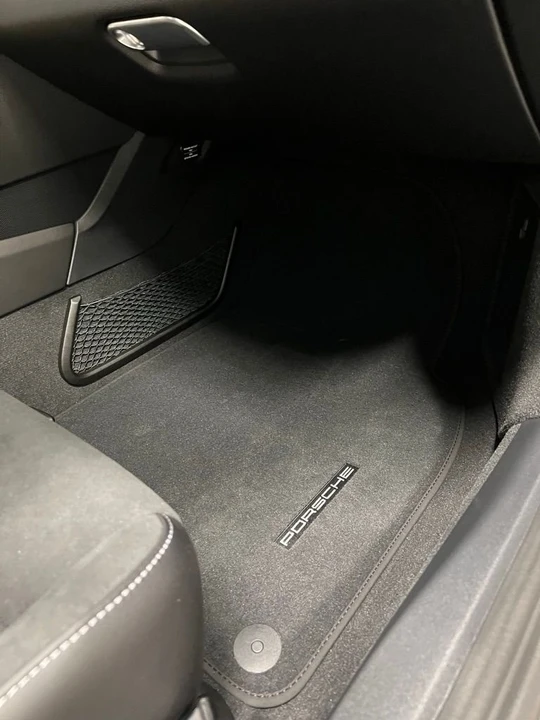 2021 Porsche 718 Cayman GT4 - Image 16 of 24