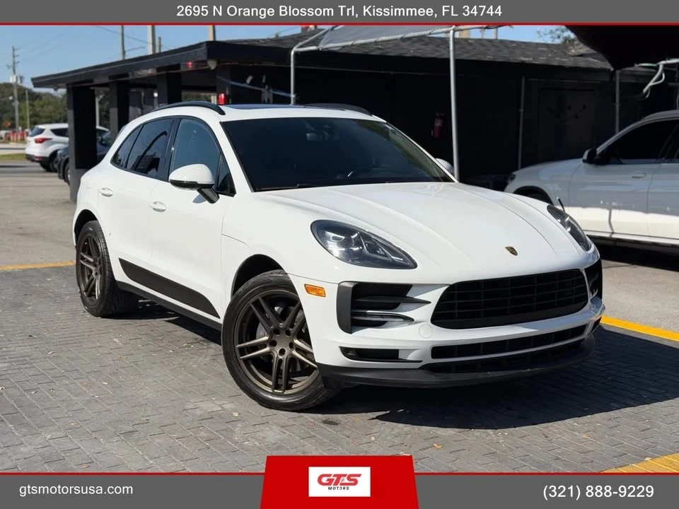 2021 Porsche Macan - Image 2 of 10