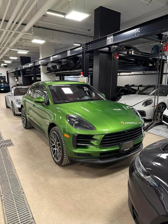 2021 Porsche Macan - Image 4 of 5