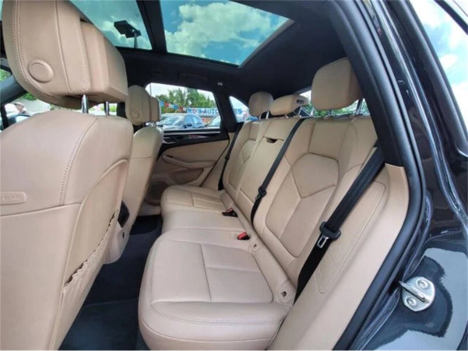 2021 Porsche Macan - Image 9 of 22