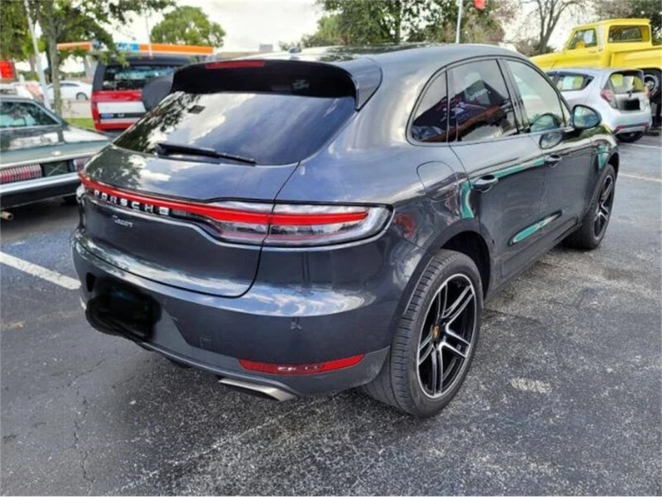 2021 Porsche Macan - Image 2 of 22